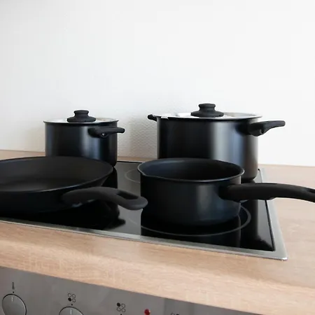 Tolstov - - 15 Min Zur Messe Dus Düsseldorf